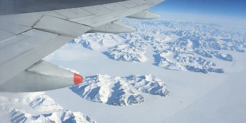 La nieve causa estragos en el transporte aéreo y ferroviario