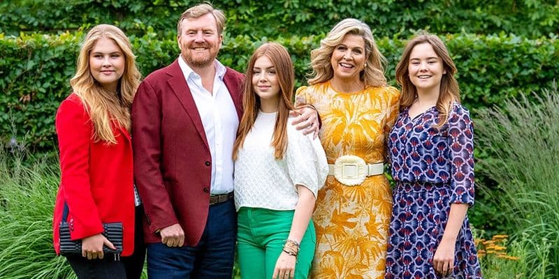 La propuesta para que el Rey pague impuestos sobre la renta gana apoyo en el parlamento y el senado