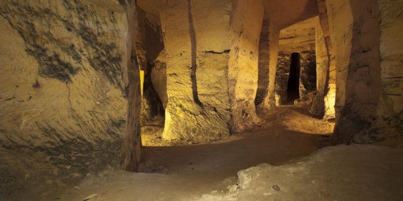 2 personas rescatadas en una cueva de Maastricht en estado crítico